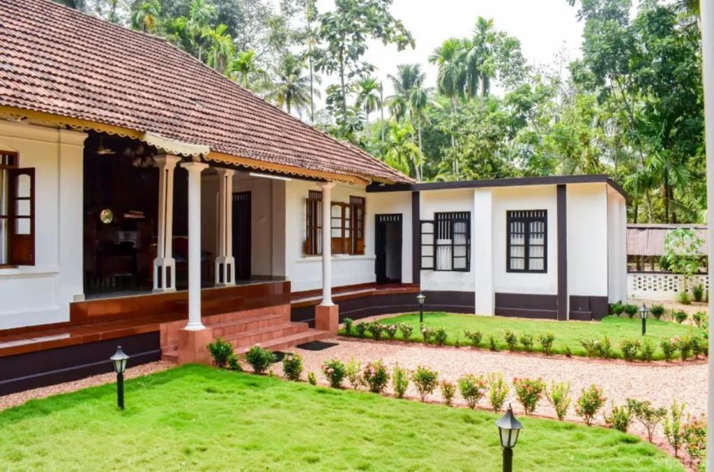 Babira Brookside Heritage Resort Kumarakom Ngoại thất bức ảnh