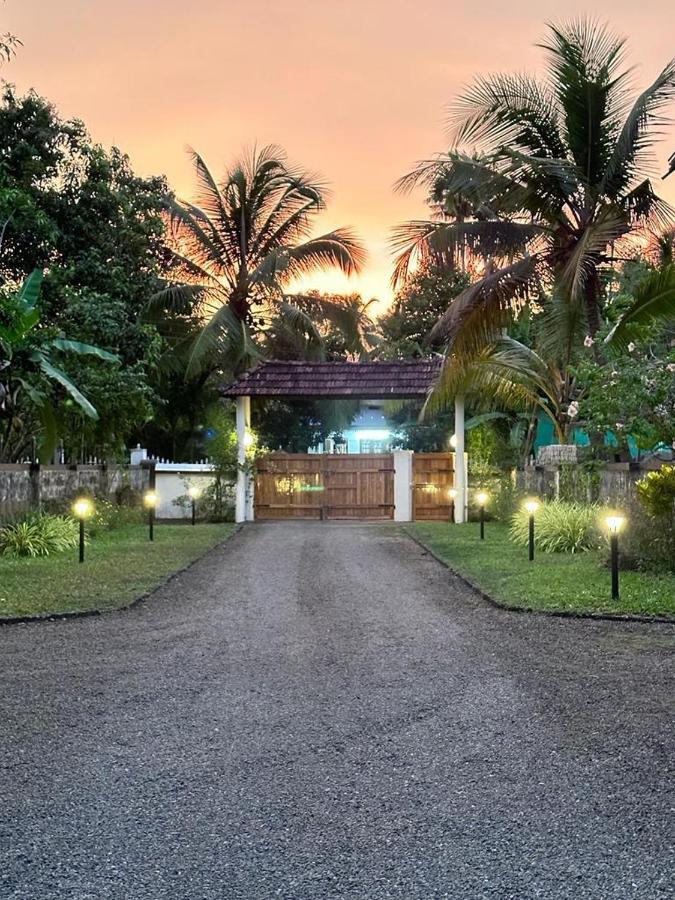 Babira Brookside Heritage Resort Kumarakom Ngoại thất bức ảnh
