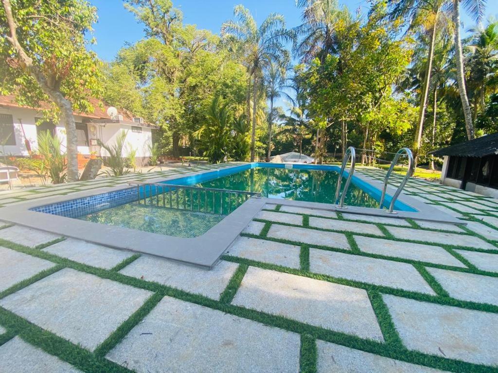 Babira Brookside Heritage Resort Kumarakom Ngoại thất bức ảnh
